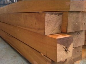 As-madeiras-mais-indicadas-para-construcao-de-telhado-itauba